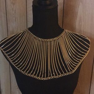 Beautiful gold collar necklace